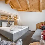 Jaegerhof Hotel 3*