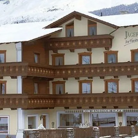 Jagerhof Hotel 3*
